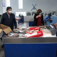 Operadores do Mercado do Rio Azul recebem viseiras