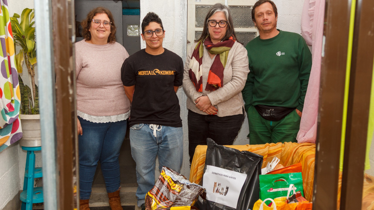 UF Setúbal entrega donativos no projeto Estrelinha