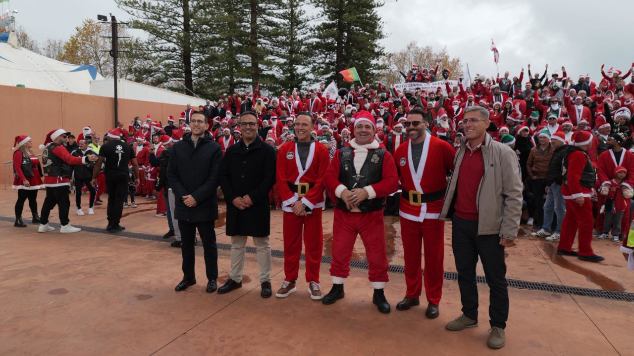 Natal solidário em desfile motard